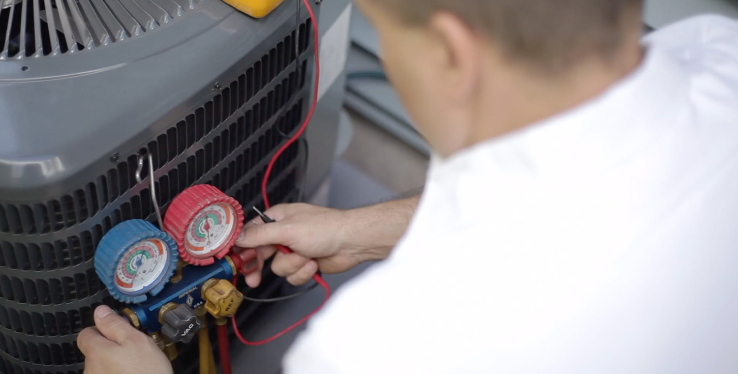 Air conditioning unit service